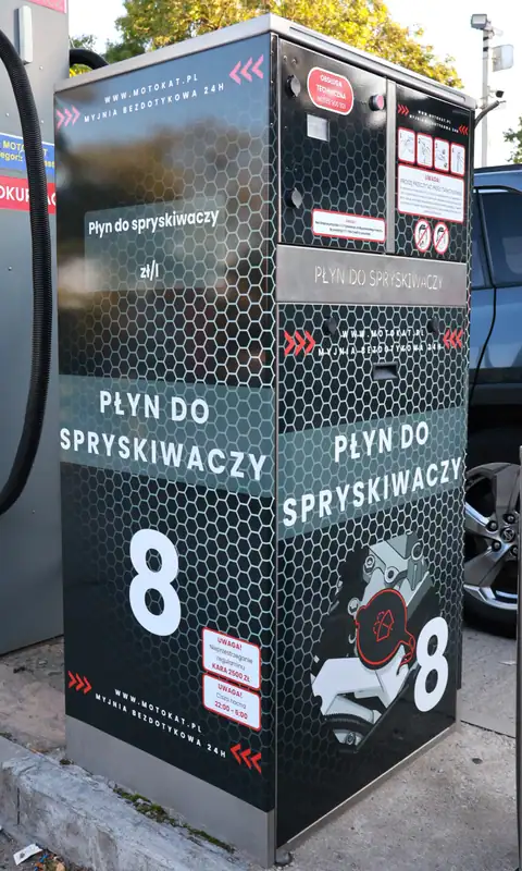 Dystrybutor płynu do spryskiwaczy